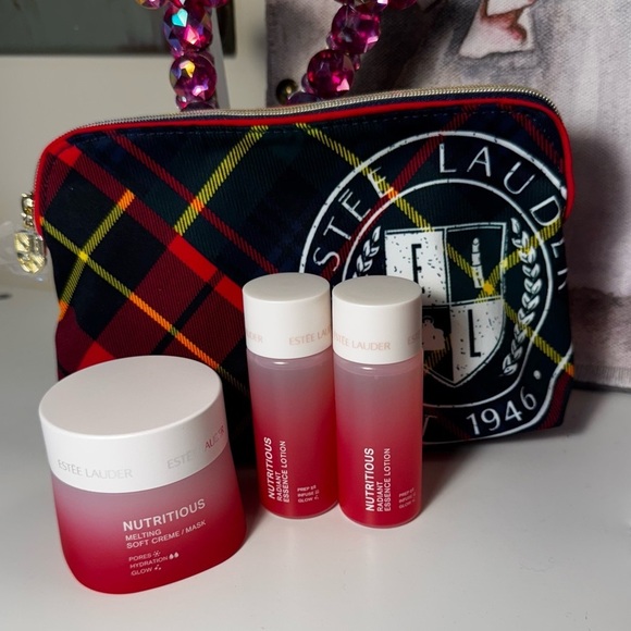 Estee Lauder Cream Skincare Mask w:Free Cosmetic Bag and Essence Lotion NWT - Picture 5 of 7